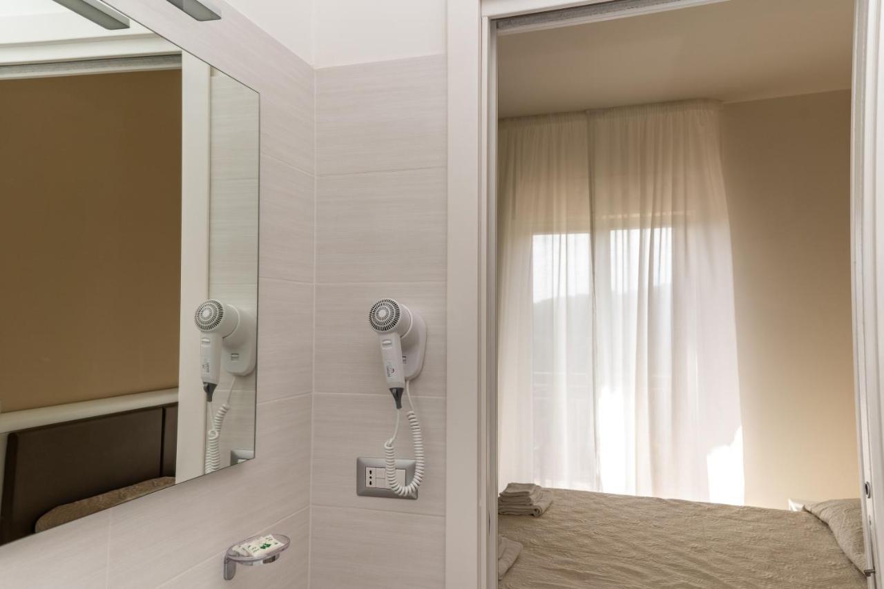 Hotel Blu Palinuro Extérieur photo